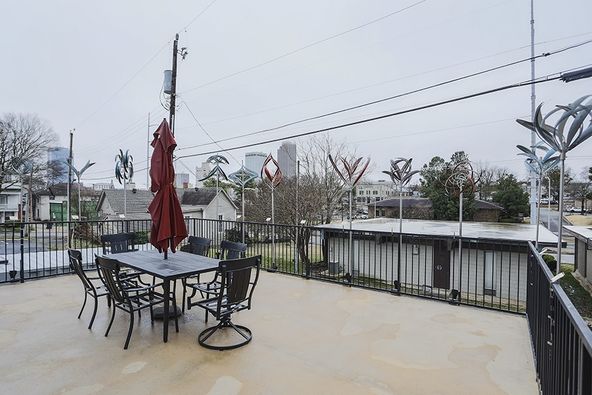 Multi-use Downtown Little Rock Office/Gallery/Residence: 909 North St, Little Rock, AR 72201